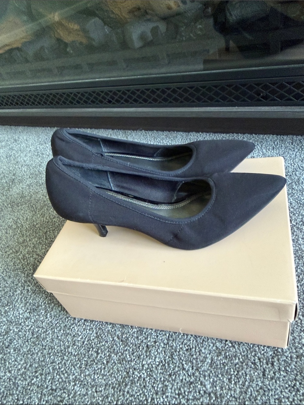 Impo Black Pointed-Toe Kitten Heels